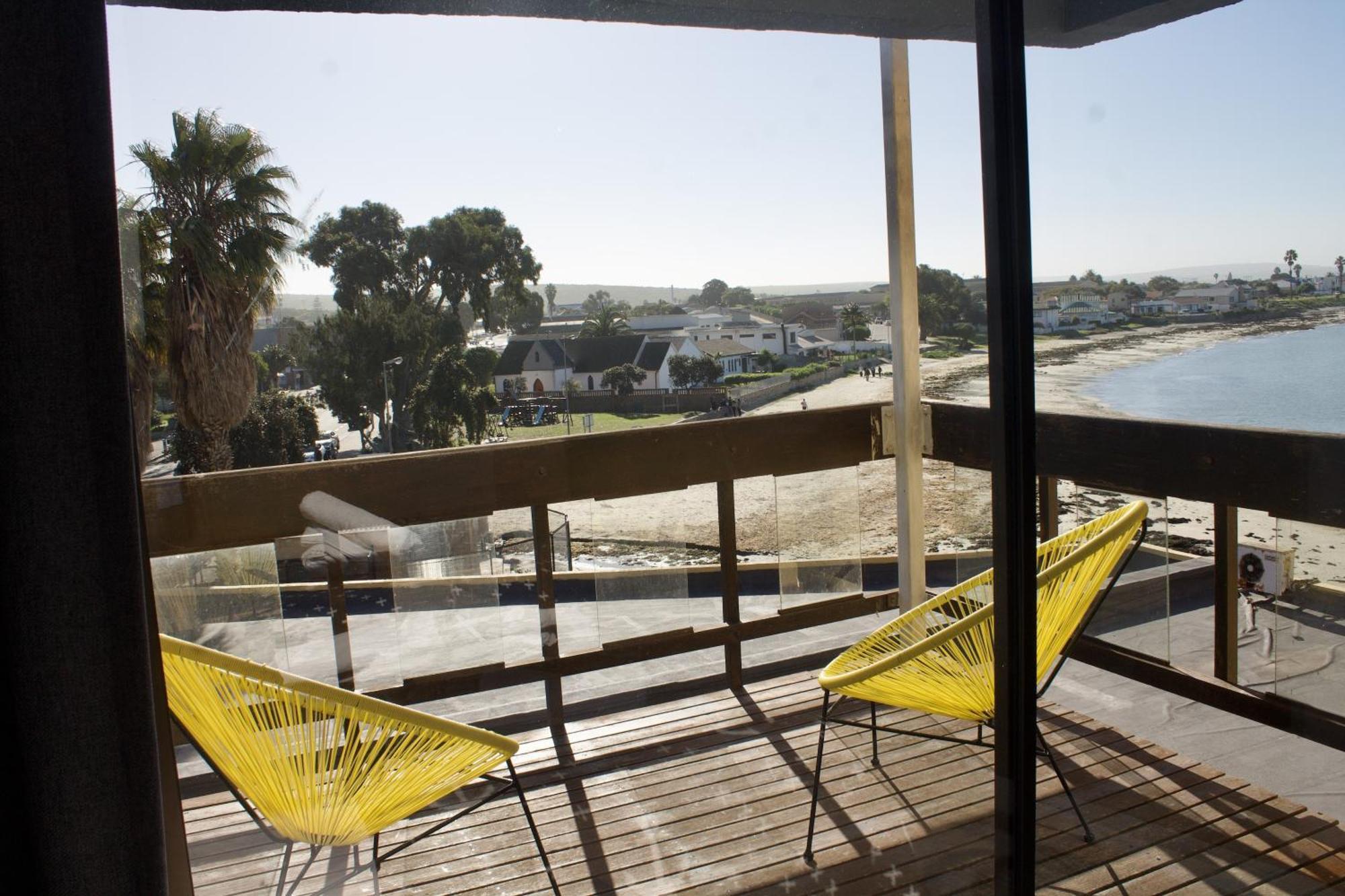 Hoedjiesbaai Hotel Saldanha Bay Exterior photo