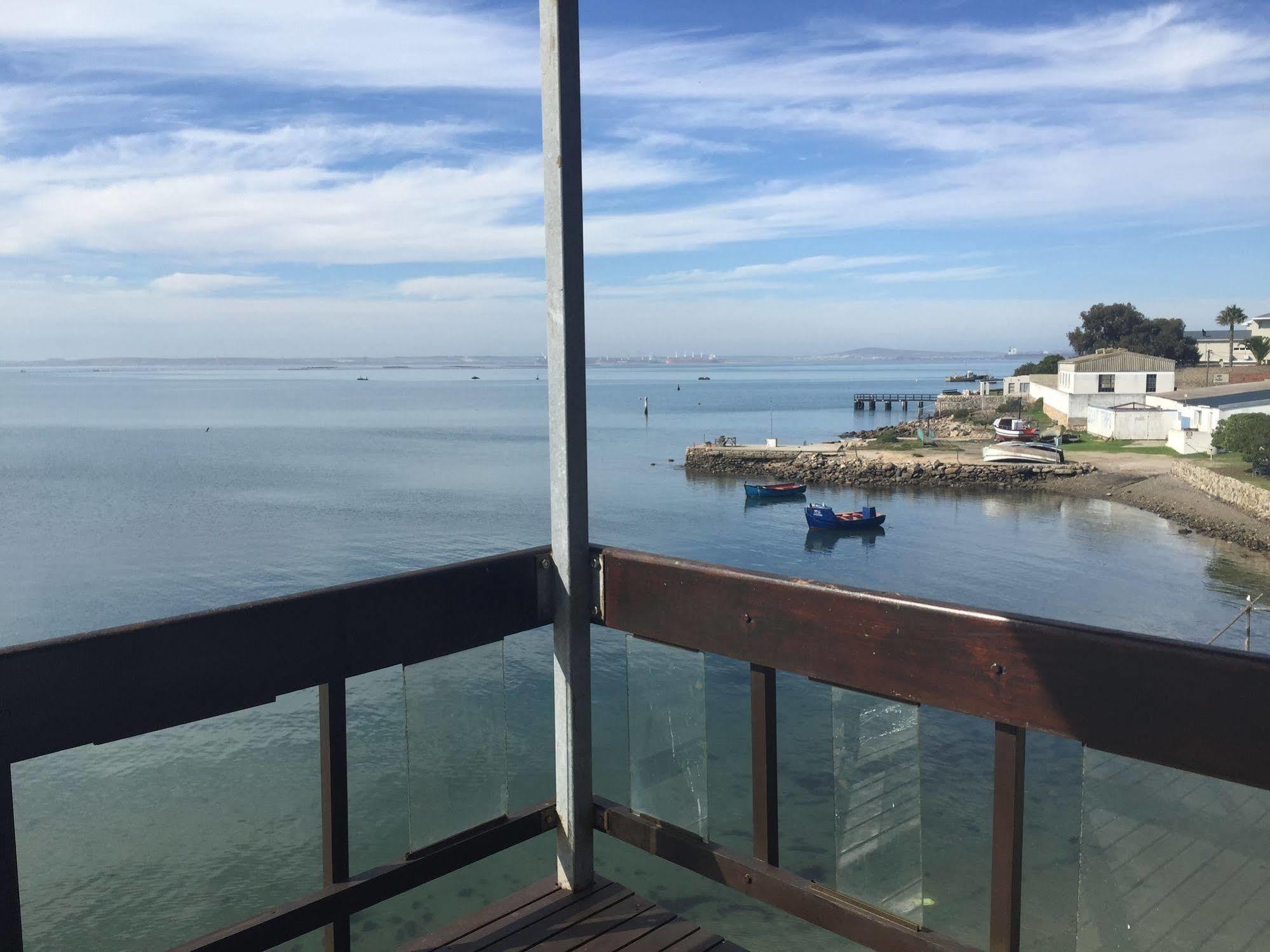 Hoedjiesbaai Hotel Saldanha Bay Exterior photo